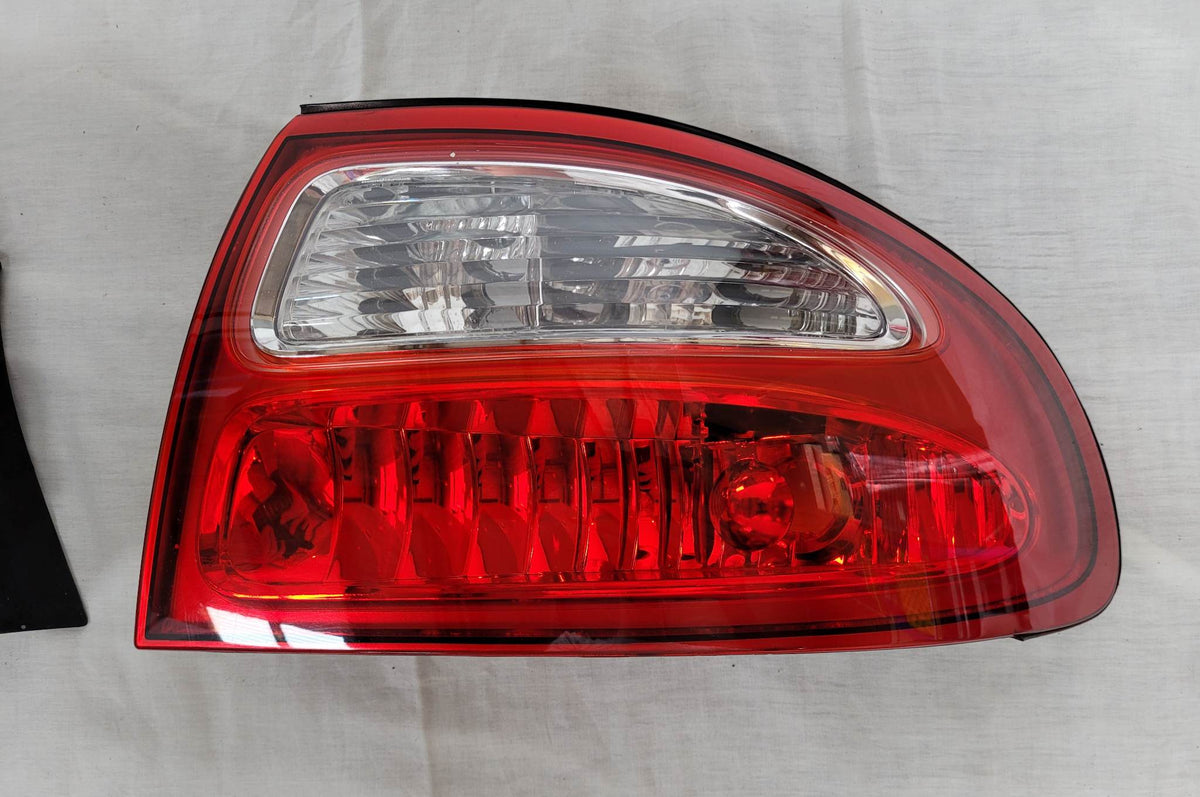 GENUINE HOLDEN VX TAIL LIGHT PAIR SGM RACING